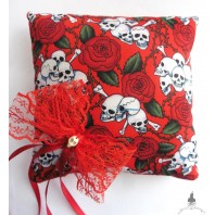 Red Skulls Roses Wedding Rings Pillow Gothic Wedding Rockabilly Tattoo Love