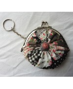 Keyring Mini Coin purse Black White Flowers Liberty clasp, Coins, Retro purse, Monnay, Token trolley