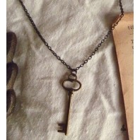 Cottagecore Keyhouse, Vintage Bronze Skeleton Key Necklace, Dark academia, Steampunk