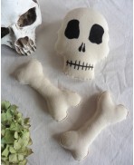 Grigri suspendu Sugar skull Ornement Gothique Tête de mort Halloween Noir, Plaque de porte, Calavera, Crâne