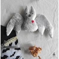 Adopte une chauve-souris Blanche, Ornement Peluche Poupée Gothique, Poupée d'art, fantôme, Halloween, cadeau gothique