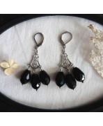 Mata H. Boucles d'oreilles lustres Larmes noir, victorien, Boucles gothiques, Gouttes, Vampire