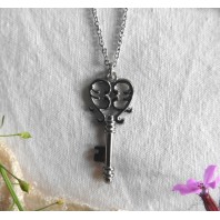 Cottagecore Keyhouse, Collier Petite Clé Vintage argent, Skeleton key, Clef vintage, Dark academia, Steampunk