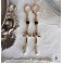 Boucles d'oreilles Croix perle noir et blanc, Gothique, Tudor, Renaissance, médiéval, Victorien, Baroque