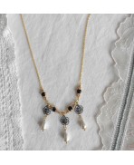 Milady de Winter, Collier Victorien Rose noire et perles, Gothique, Renaissance, Baroque, Dark Academia 