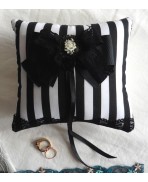 Coussin victorien Porte Alliances Gothique Rose noir et blanc, Rayures, Mariage Noir