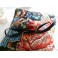 Coussin Renaissance Porte Alliances noir, rouge et multicolore, Mariage Tudor