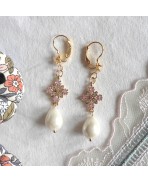 Pink Pearl-drop Queen Tudor Earrings, Renaissance, medieval, Cottagecore, Royal, Gothic, Victorian, historical