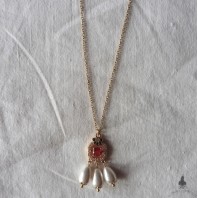 Collier Tudor triple perles, chandelier de la Reine Rouge et Bleu, Renaissance, m&eacute;di&eacute;val, Cottagecore, Dark Academia